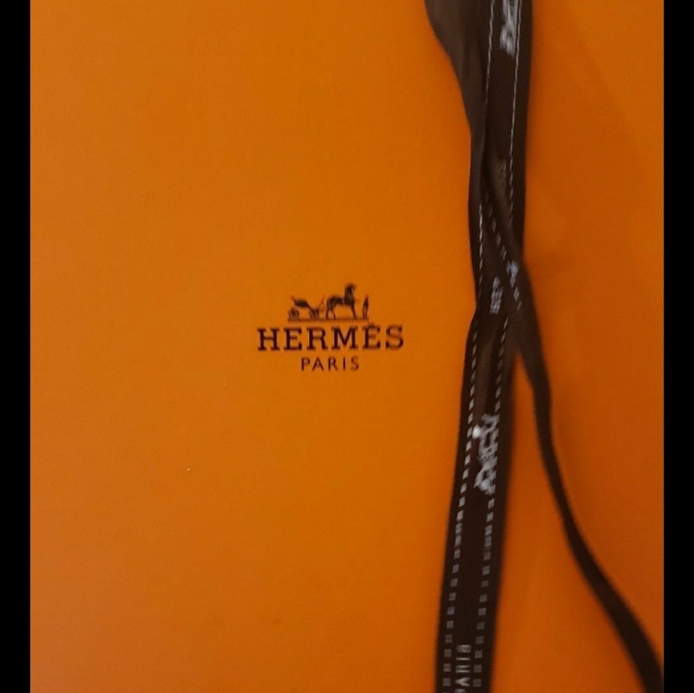 Mens luxury size 32 or 92 hermes belt